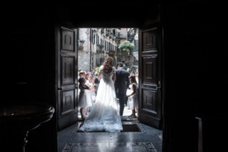 Matrimonio, sposi, marito e moglie, bomboniere, cerimonia, ricevimento, abito, confettata, anelli, promesse, bouquet, taglio torta, brindisi, damigelle, invitati, bacio, ballo, festa nuziale, wedding