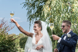 Matrimonio, sposi, marito e moglie, bomboniere, cerimonia, ricevimento, abito, confettata, anelli, promesse, bouquet, taglio torta, brindisi, damigelle, invitati, bacio, ballo, festa nuziale, wedding