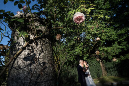 Matrimonio, sposi, marito e moglie, bomboniere, cerimonia, ricevimento, abito, confettata, anelli, promesse, bouquet, taglio torta, brindisi, damigelle, invitati, bacio, ballo, festa nuziale, wedding