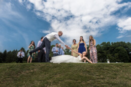 Matrimonio, sposi, marito e moglie, bomboniere, cerimonia, ricevimento, abito, confettata, anelli, promesse, bouquet, taglio torta, brindisi, damigelle, invitati, bacio, ballo, festa nuziale, wedding