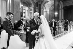 Matrimonio, sposi, marito e moglie, bomboniere, cerimonia, ricevimento, abito, confettata, anelli, promesse, bouquet, taglio torta, brindisi, damigelle, invitati, bacio, ballo, festa nuziale, fotografo, wedding