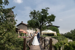 Matrimonio, sposi, marito e moglie, bomboniere, cerimonia, ricevimento, abito, confettata, anelli, promesse, bouquet, taglio torta, brindisi, damigelle, invitati, bacio, ballo, festa nuziale, fotografo, wedding