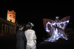 Matrimonio, sposi, marito e moglie, bomboniere, cerimonia, ricevimento, abito, confettata, anelli, promesse, bouquet, taglio torta, brindisi, damigelle, invitati, bacio, ballo, festa nuziale, wedding