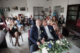 Matrimonio, sposi, marito e moglie, bomboniere, cerimonia, ricevimento, abito, confettata, anelli, promesse, bouquet, taglio torta, brindisi, damigelle, invitati, bacio, ballo, festa nuziale, fotografo, wedding