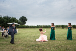 Matrimonio, sposi, marito e moglie, bomboniere, cerimonia, ricevimento, abito, confettata, anelli, promesse, bouquet, taglio torta, brindisi, damigelle, invitati, bacio, ballo, festa nuziale, fotografo, wedding